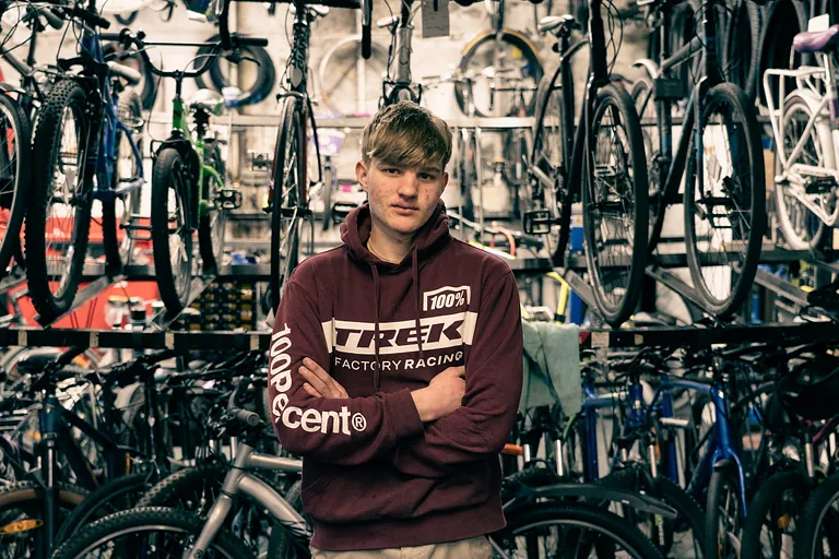 Hollingsworth Cycles team member in the shop, talk to us about a custom bike build