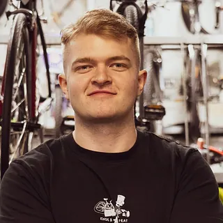 Ross Hollingsworth, bike sales at Hollingsworth Cycles